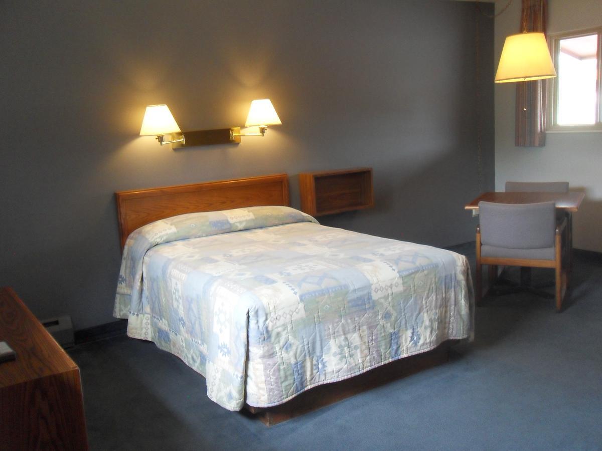Swan Inn Motel Comstock Park Exteriér fotografie