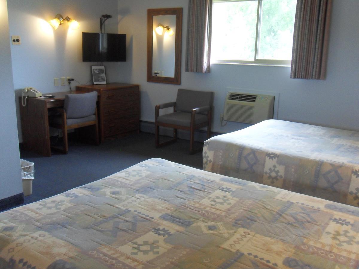 Swan Inn Motel Comstock Park Exteriér fotografie